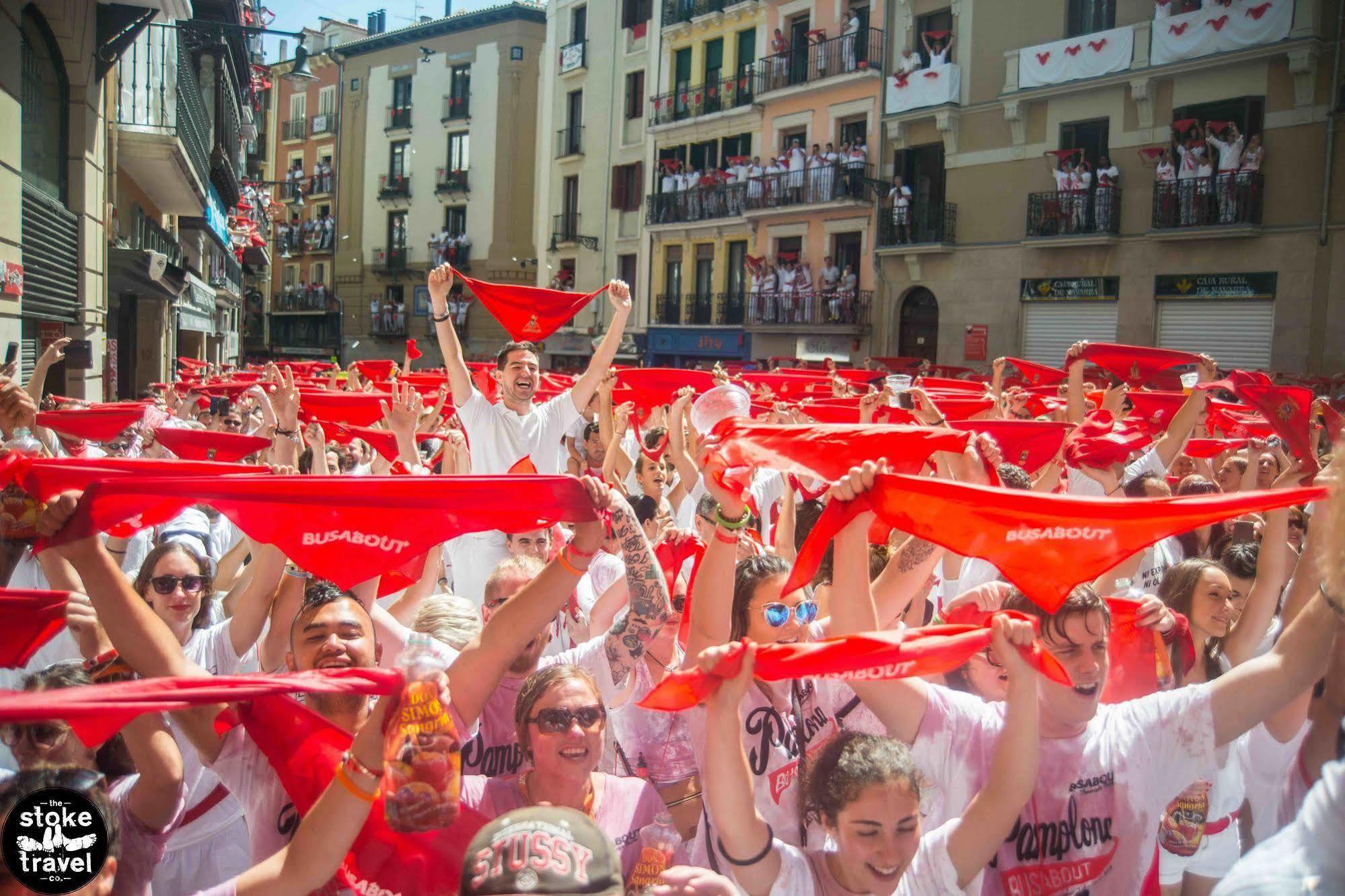 ホテルPamplona Camping Aizoáin エクステリア 写真
