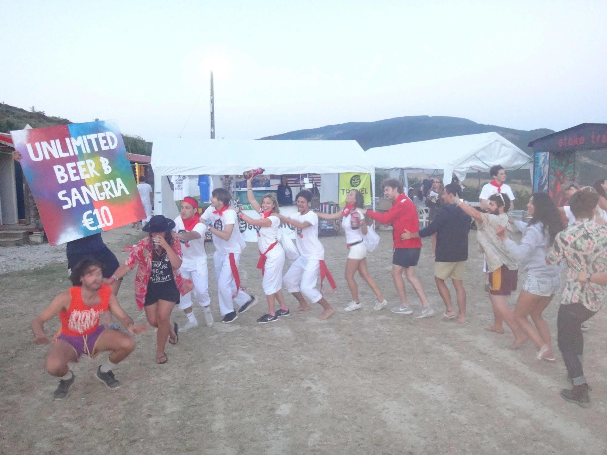 ホテルPamplona Camping Aizoáin エクステリア 写真